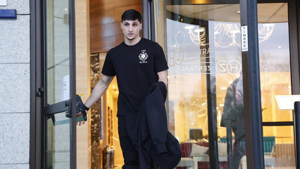 VÍDEO: Llega Andrés Ferrari, el último fichaje del Sporting