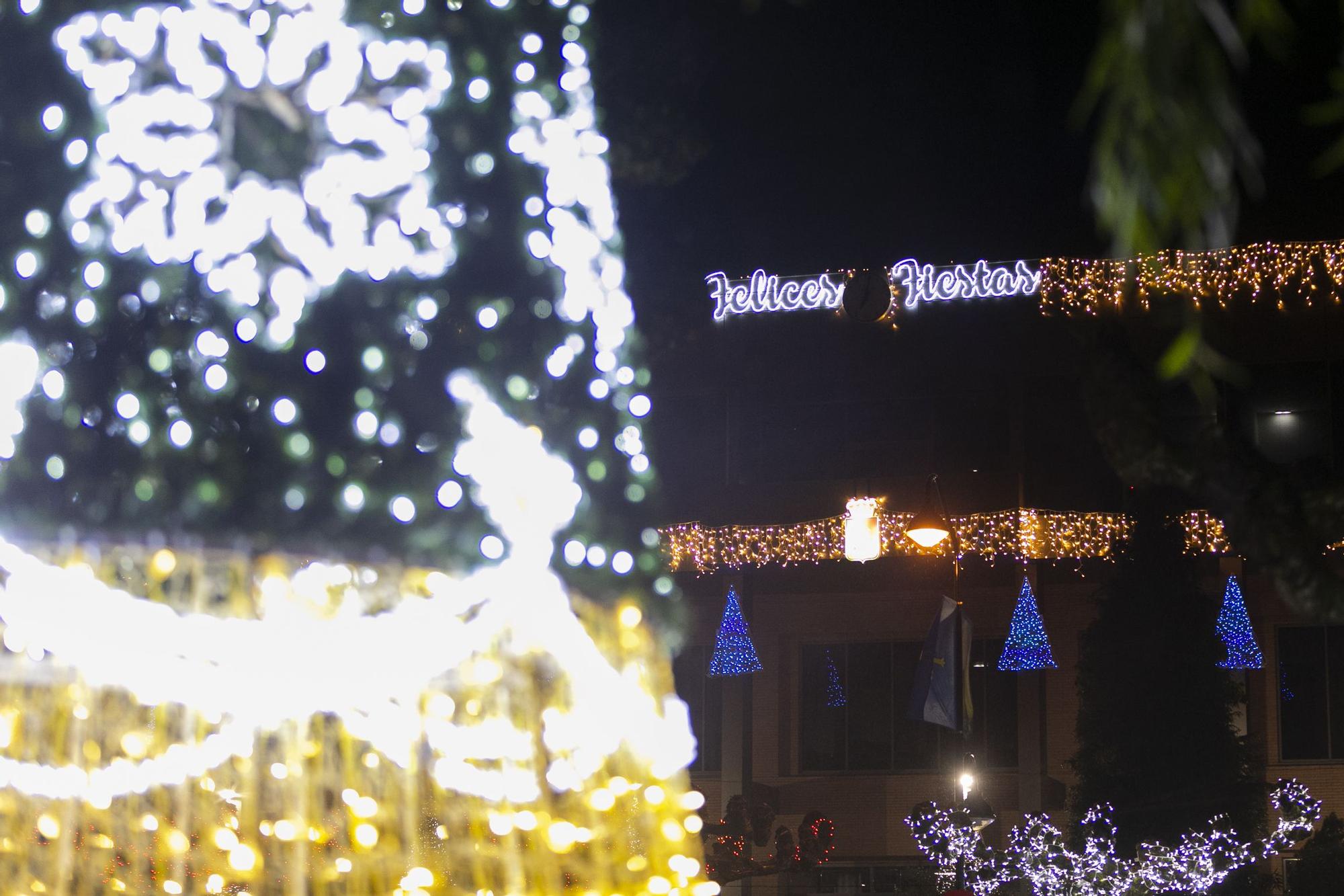 Encendido navideño en Piedras Blancas