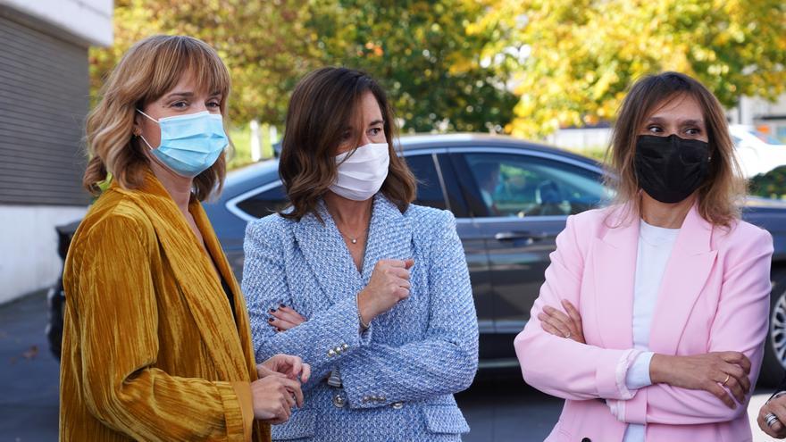 La ministra de Educación descarta retirar la obligatoriedad de las mascarillas en los colegios