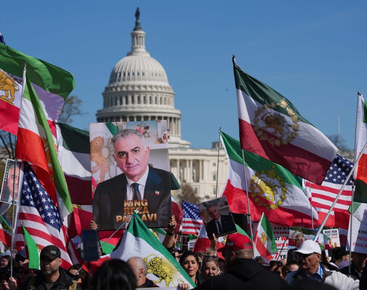 La dissidència iraniana lamenta des de l’exili les conseqüències de la guerra