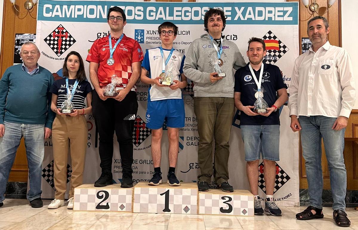 Podio masculino con Julio Suárez.