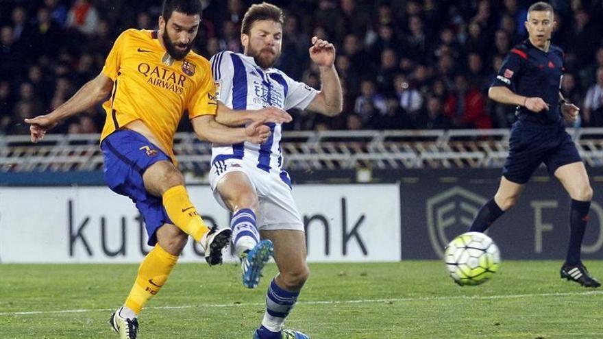 El Barça vuelve a caer en Anoeta y la Real reaviva la Liga (1-0)