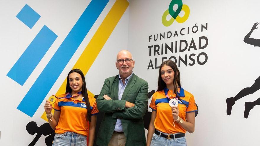 El proyecto FER conmemora a sus campeonas del mundo Lucía Muñoz y Marina Cortelles