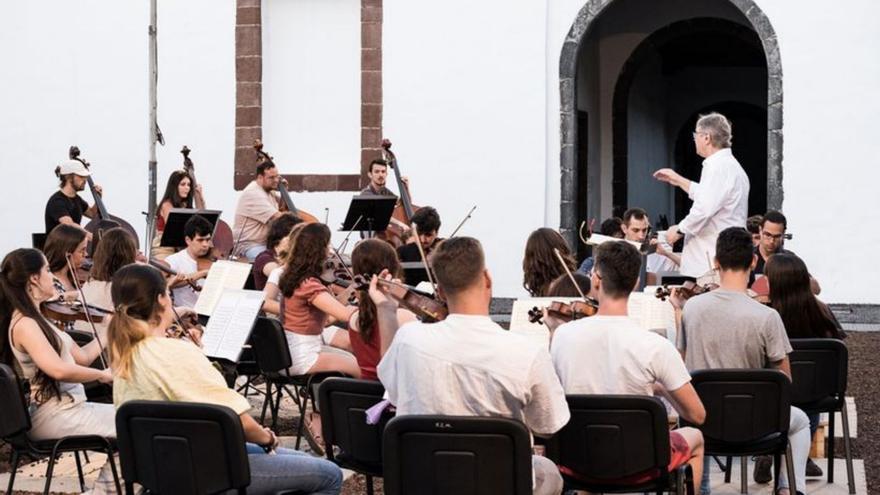 La Joven Orquesta de Canarias. | | LP/DLP