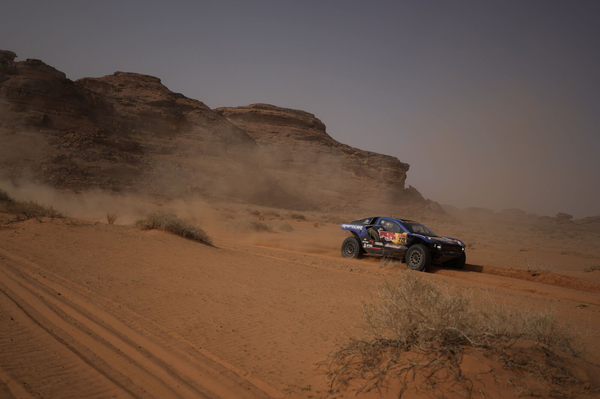 Driver Mitch Guthrie and co-driver Kellon Walsh compete during the third stage of the Dakar Rally with a start and finish in Alula, Saudi Arabia, Tuesday, Jan. 6, 2026. (AP Photo/Thibault Camus)