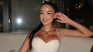 Juls Janeiro se marca un Irene Rosales y responde a Belén Esteban con una campaña publicitaria: "Para escuchar la otra versión de la historia"