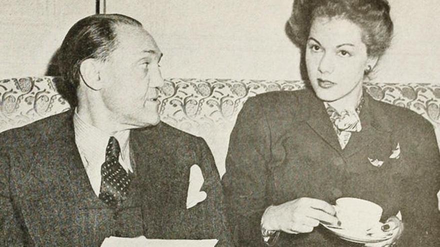 Aurelio Pego con la actriz María Montez en 1943