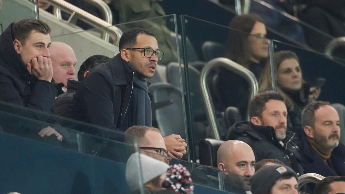Rosenior, en el palco de Craven Cottage