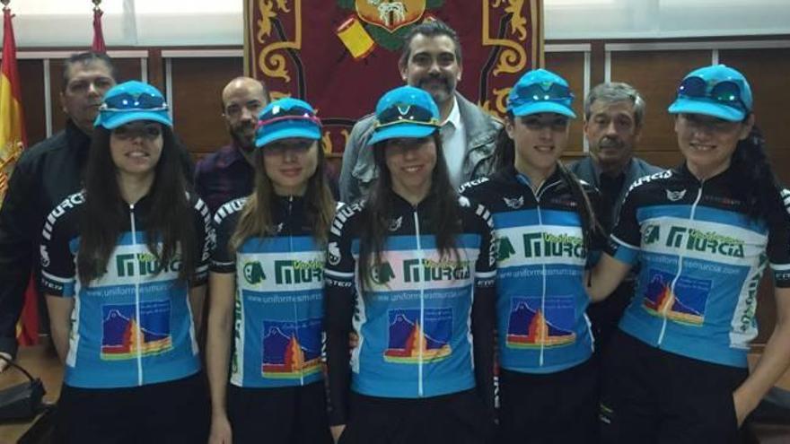 El logo de Callosa se lucirá en la Copa de España con el patrocinio a un equipo ciclista femenino
