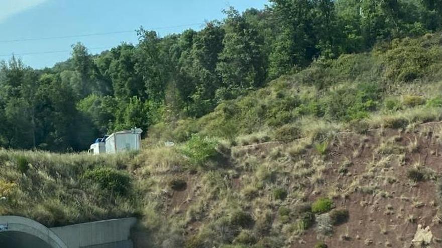 Un ferit crític en un xoc per encalç entre dos camions a la C-25, a Arbúcies