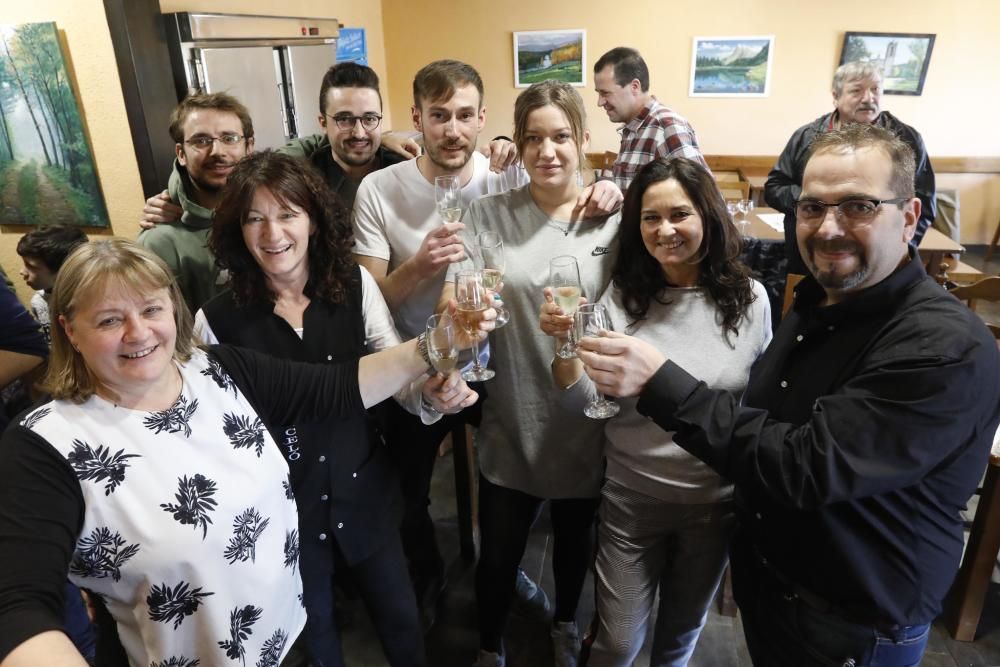 Celebració a Campdorà de la Grossa de Cap d''Any