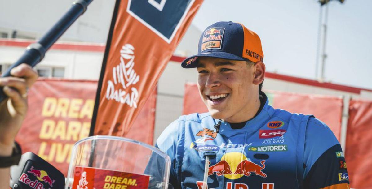 Edgar Canet fa història al Dakar i comença líder