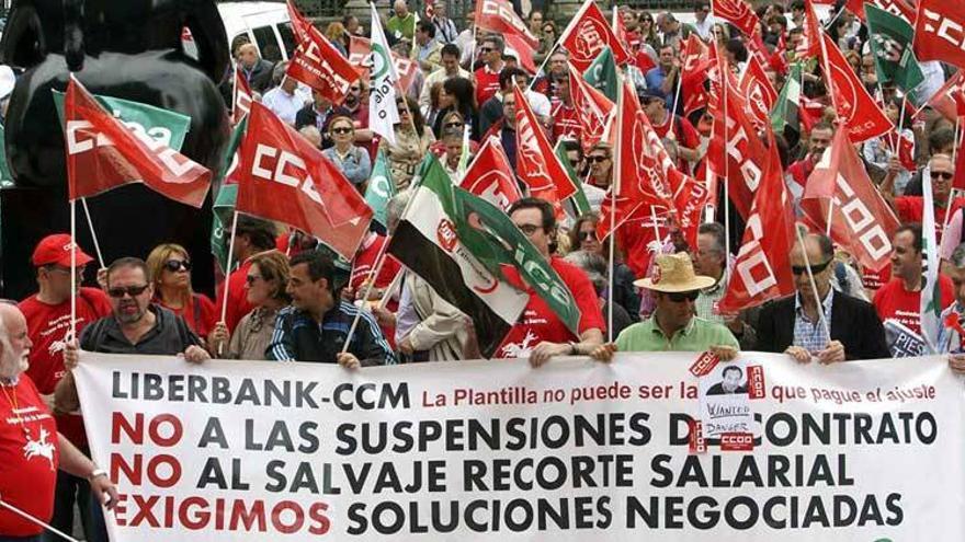 CCOO y UGT alcanzan un acuerdo con Liberbank (Caja Extremadura) y desconvocan la huelga