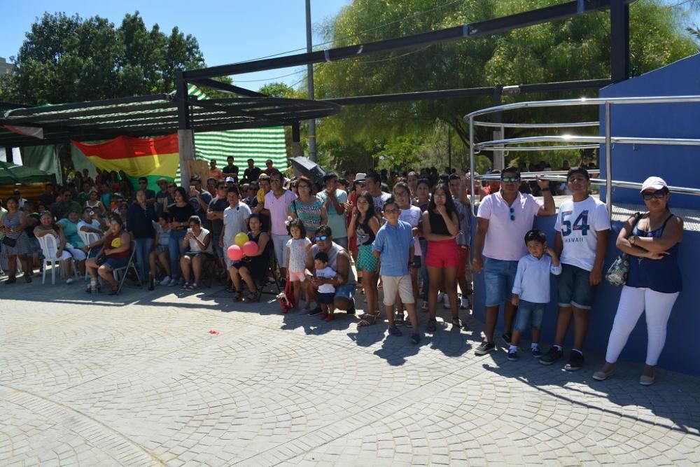 Homenaje a Bolivia en el Jardín de la Seda de Murcia