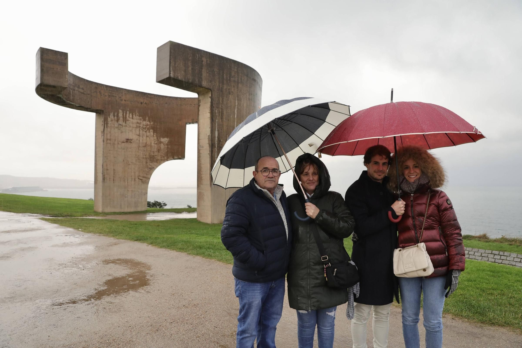 Loas al "Elogio del Horizonte": "Es la imagen con la que se vende Gijón" (en imágenes)