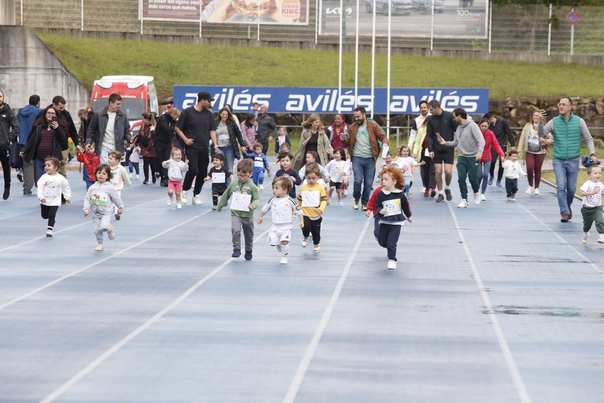 Avilés. Carrera escolar recaudación fondos Sahara