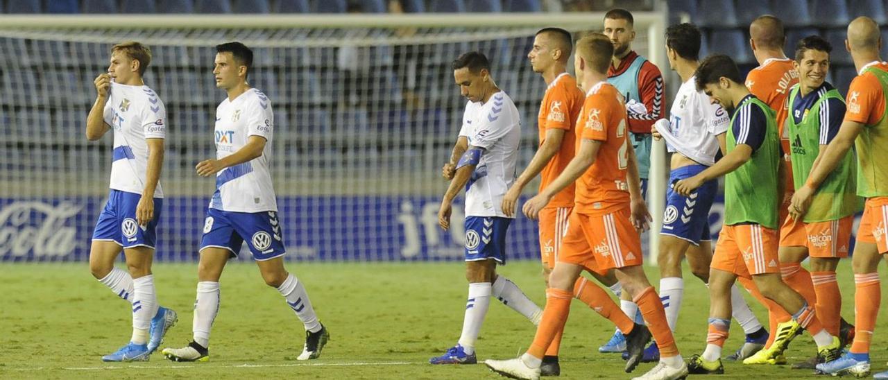 El Oviedo fue el último equipo que ganó en el Heliodoro siendo colista de Segunda División.