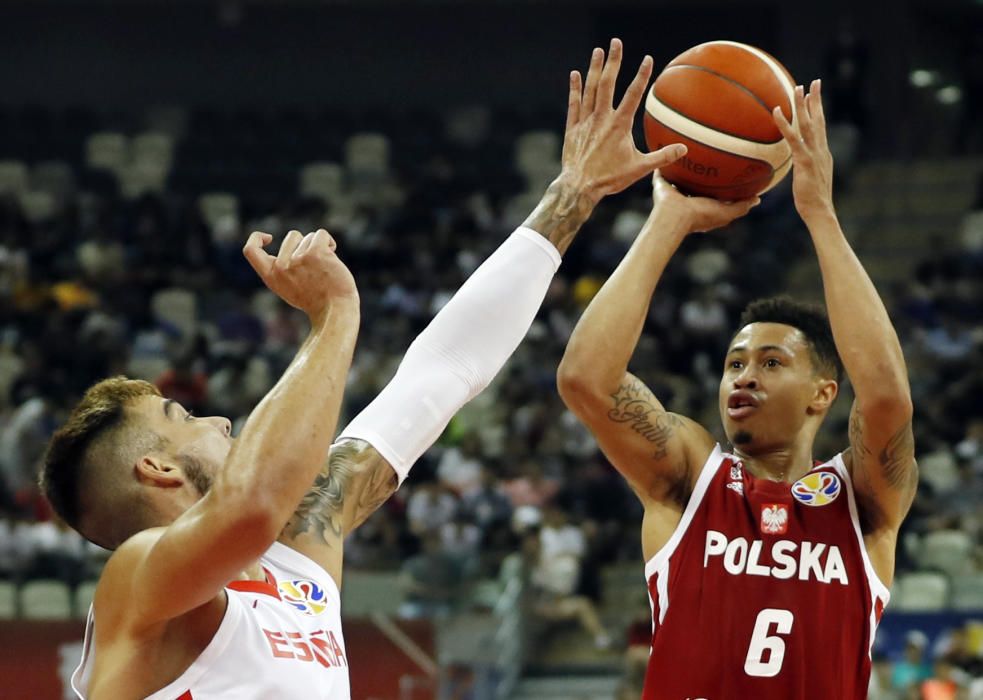 Imágenes del partido de cuartos de final entre España y Polonia.