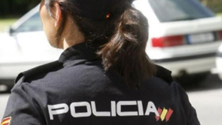 La Policia Nacional ho investiga com un cas de violència de gènere