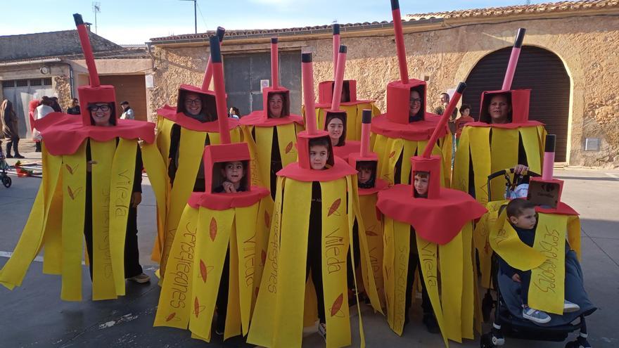 Sencelles: Así han sido las carrozas en honor a la patrona Santa Àgueda