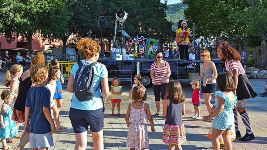 Espectacle infantil amb festa de l&#039;escuma que es va celebrar el cap de setmana passat