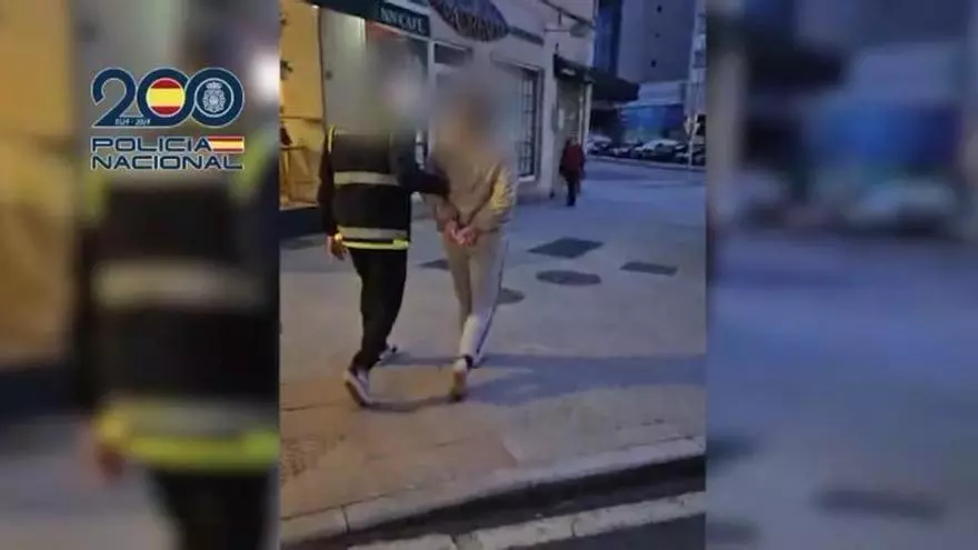 Detenida una mujer en Vigo por robar joyas valoradas en más de 7.000 euros a ancianos que cuidaba