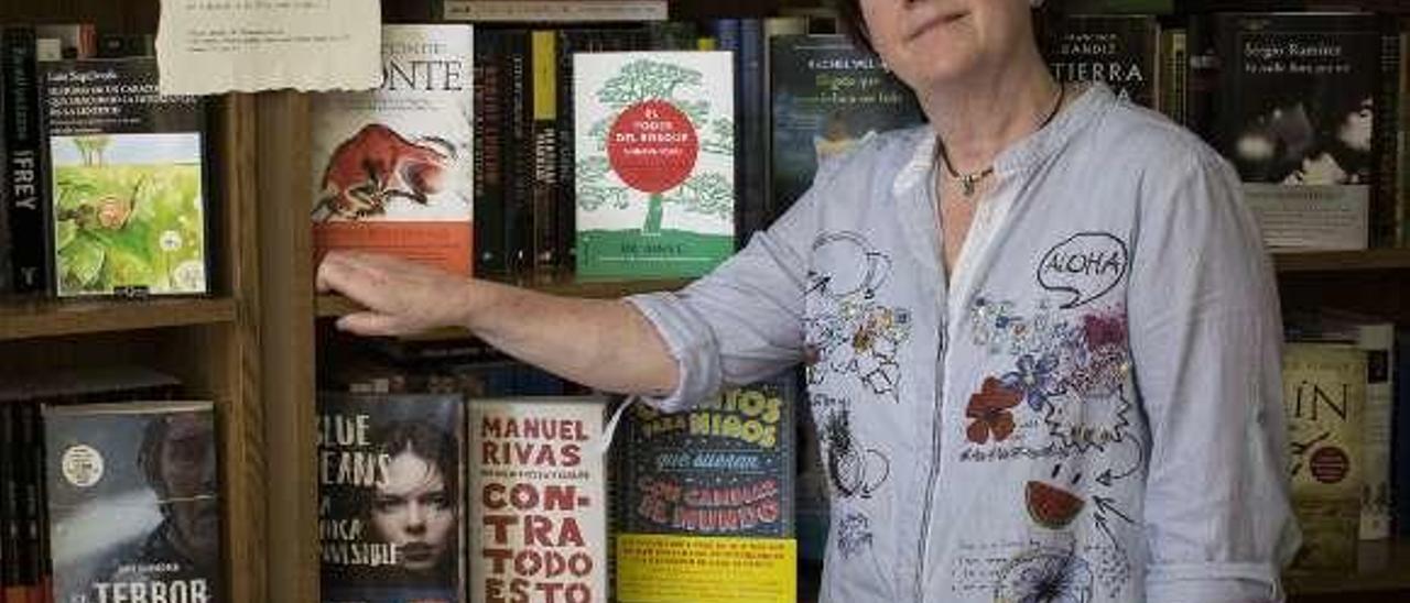 Mar Prieto, en su librería de Oviedo.