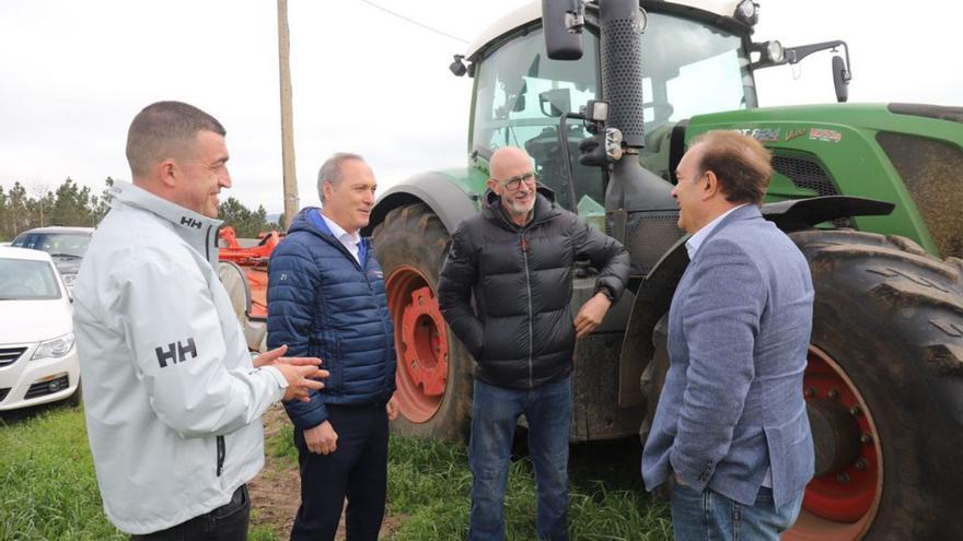 Agustín Reguera visitó las instalaciones de Gandeiros do Deza.