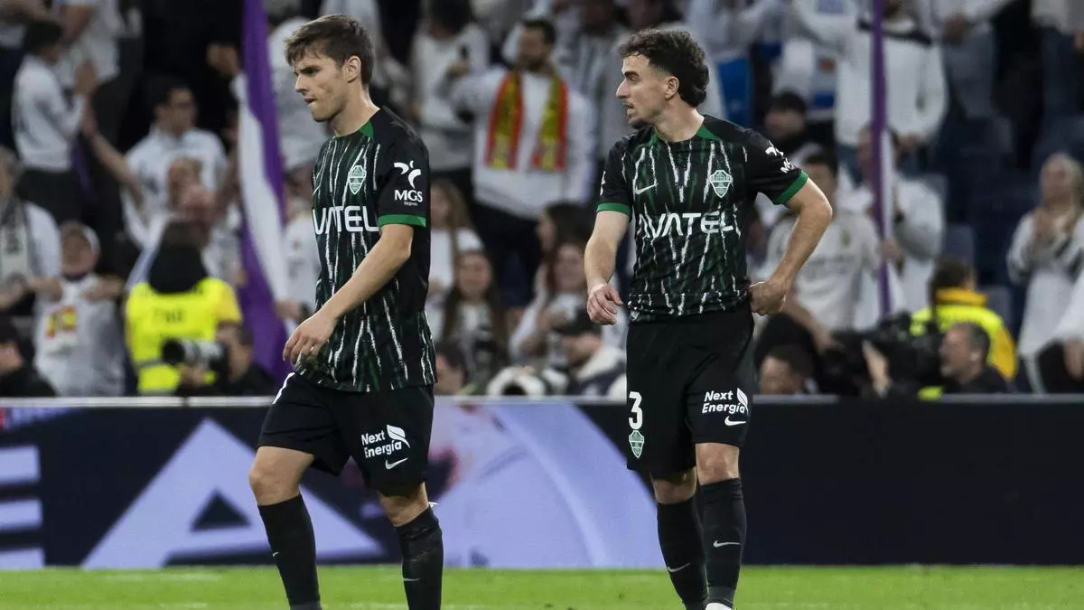 El Elche cae a zona de descenso por primera vez en la temporada