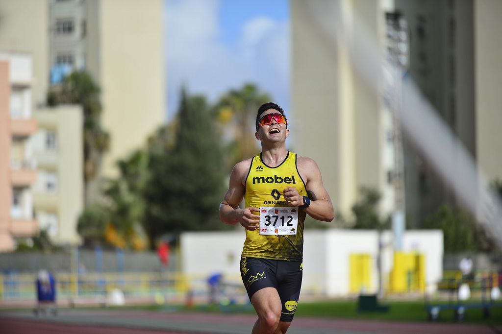 Pruebas de atletismo nacional en la pista de atletismo de Cartagena este domingo