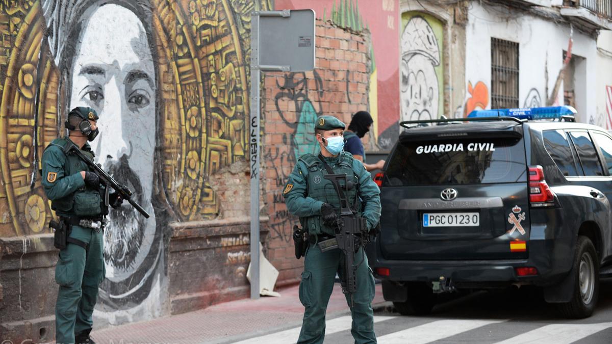 Las imágenes de la operación de la Guardia Civil en Lagunillas