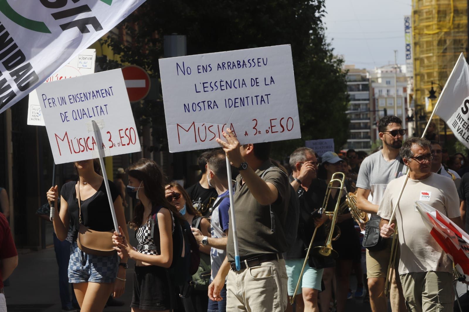 Manifestación del profesorado de la plataforma 'Salvem la música'