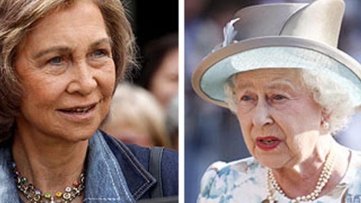 La reina Sofía (izquierda) y la reina Isabell II de Inglaterra.