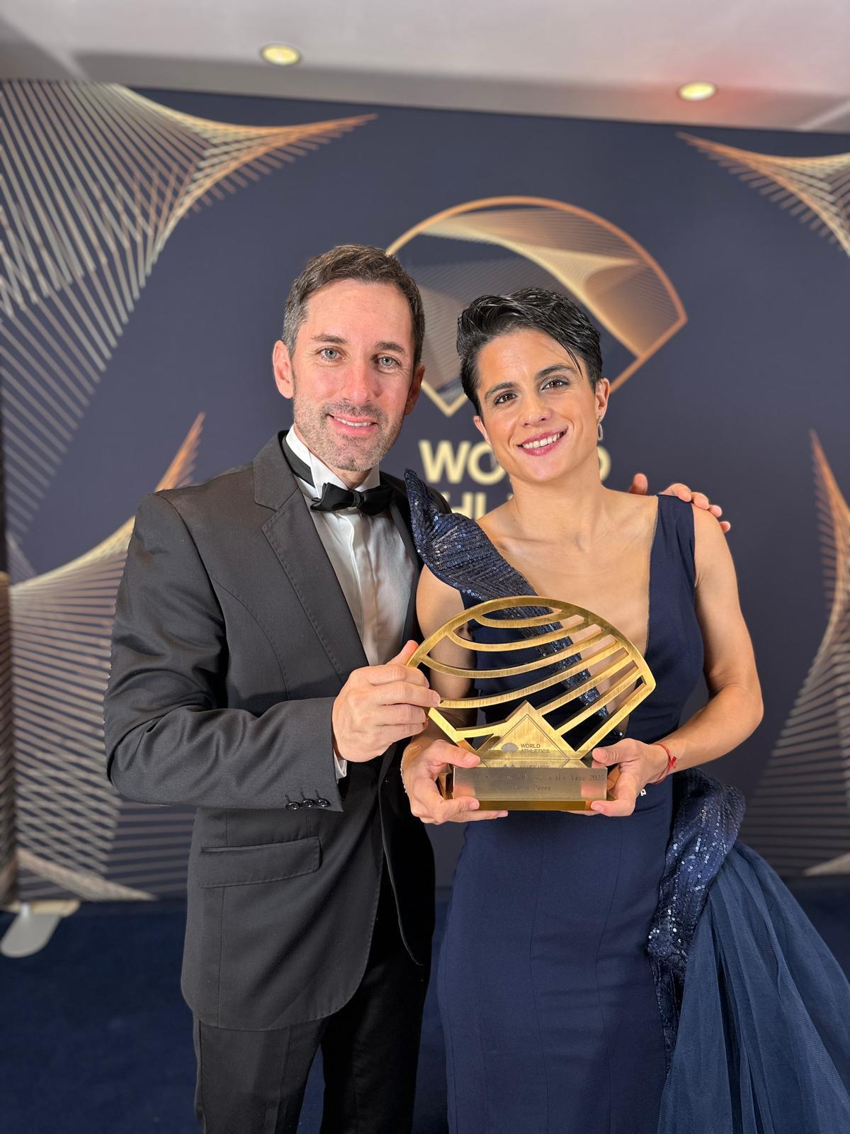 María Pérez, con su entrenador Jacinto Garzón María Pérez, con su entrenador Jacinto Garzón