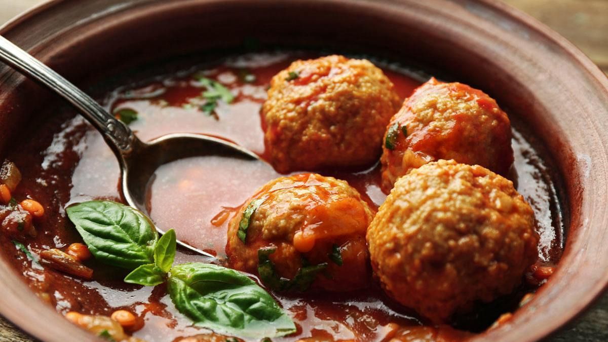 Albóndigas con tomate.