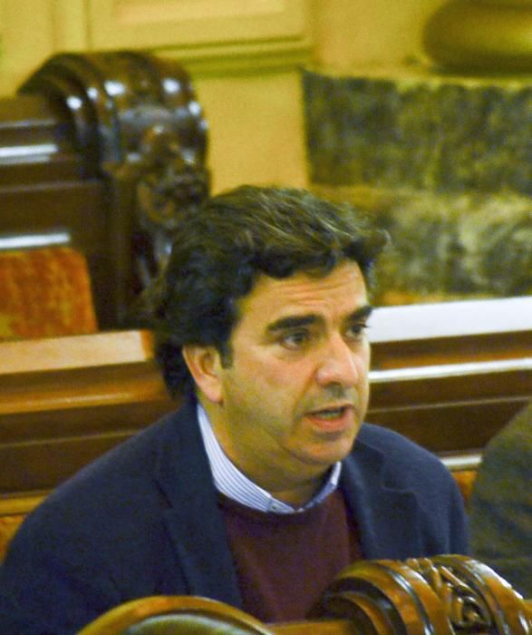 Pleno en el Ayuntamiento de A Coruña (12/12/16)