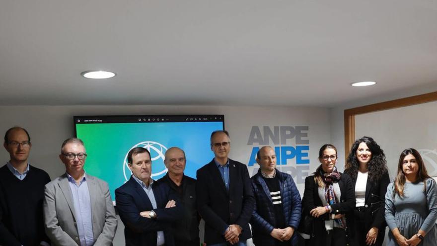 El sindicato de la enseñanza pública ANPE inaugura su sede en Avilés