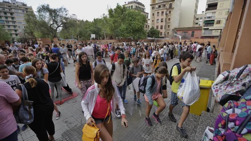 Los estudiantes vuelven a las clases durante el mes de septiembre.