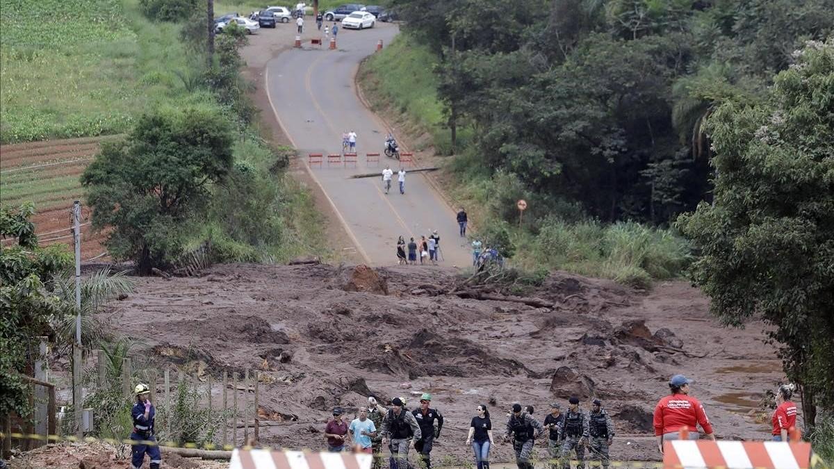 Tareas de rescate en Brumadinho.