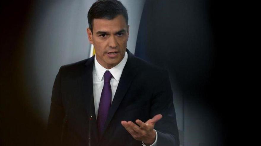 Sánchez dice &quot;ni un paso atrás&quot; tras los últimos asesinatos de mujeres