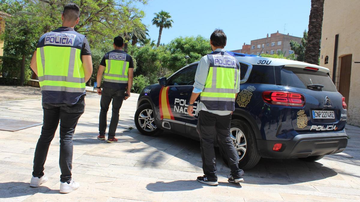 La Policía Nacional en Burjassot.