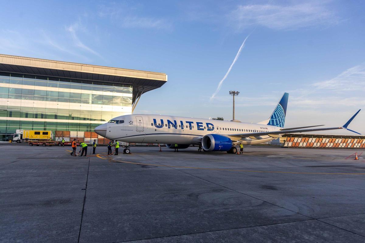 United Airlines inaugura la conexión directa entre Santiago y Nueva York