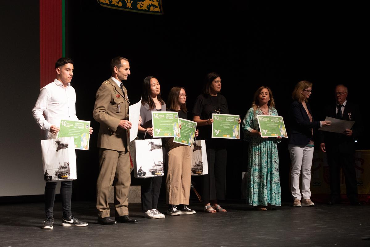 Participantes en el concurso &quot;Carta a un militar español&quot;