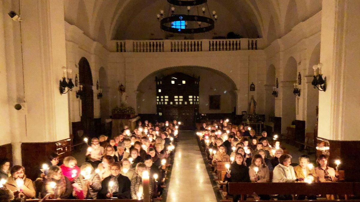 Celebración eucarística en la iglesia parroquial de Monesterio