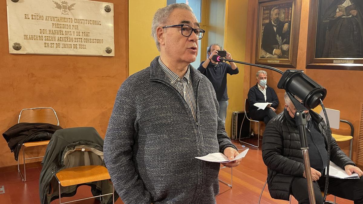 Josep Fuentes, del sindicat de Pensionistes i Jubilats de CCOO intervenint al ple