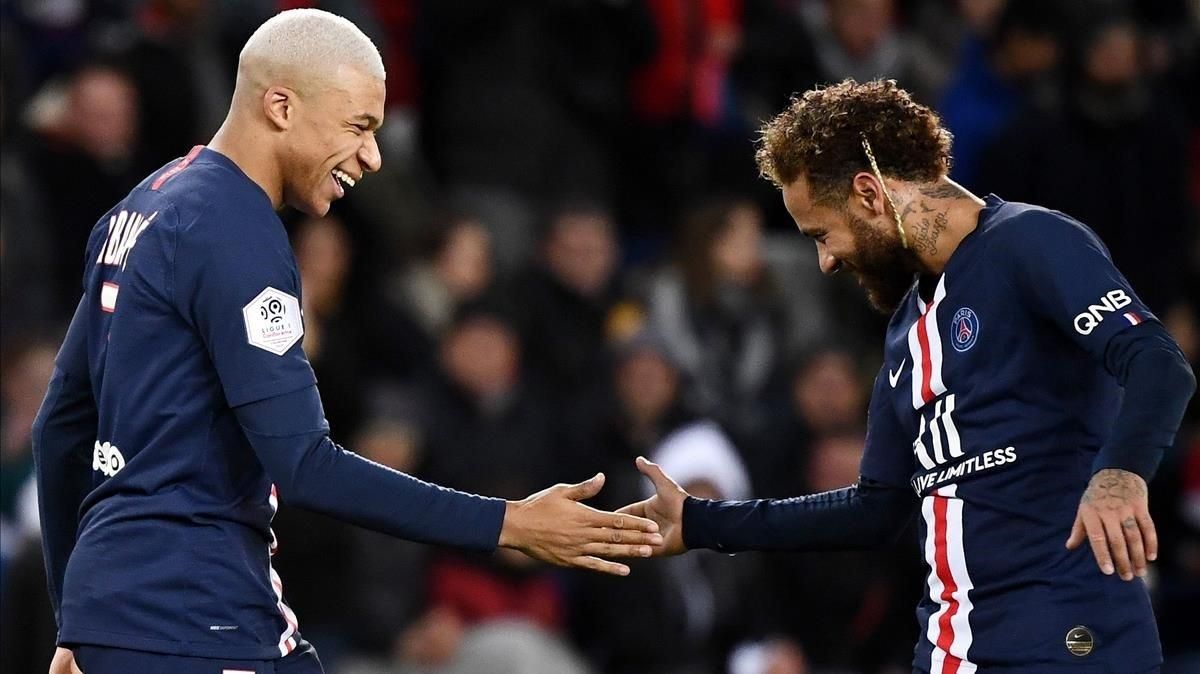 marcosl51476908 topshot paris saint germain s french forward kylian mbappe191223183420 marcosl51476908 topshot paris saint germain s french forward kylian mbappe191223183420