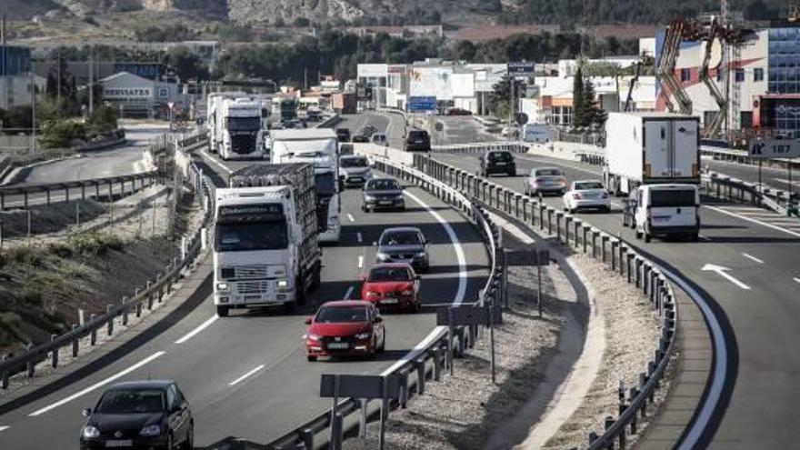 La autovía A-31 afecta al desarrollo urbanístico de Villena.