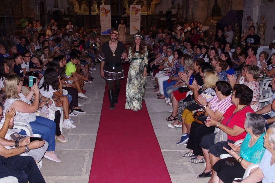 Desfile solidario en Fuentesaúco