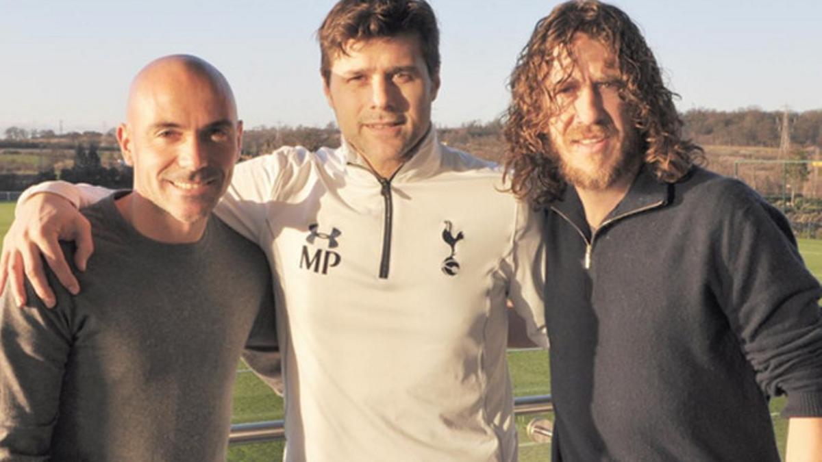 De la Peña, Pochettino y Puyol, en Hotspur Way