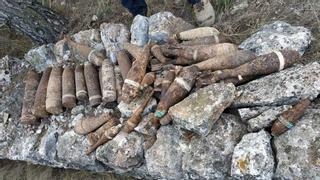 Halladas 38 bombas de la Guerra Civil en un camino rural de Xerta